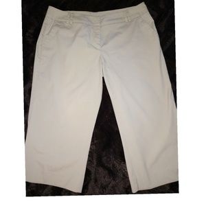 NY&Co Beige Capris
